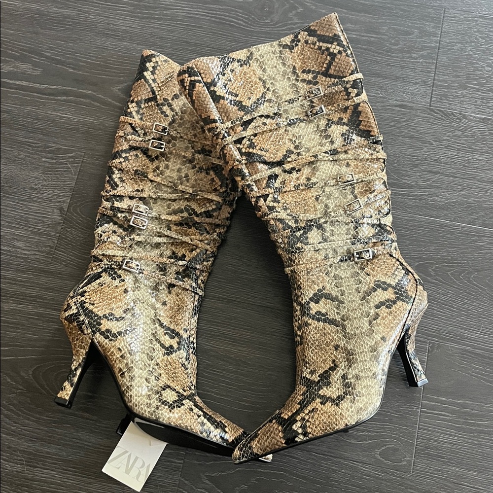 Snakeskin Patterned Knee-High Boots